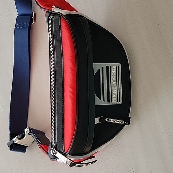 Marc Jacobs Belt Bag - Picture 6 of 10